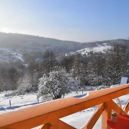 Osada Dzikie Wino Budzow (Sucha)