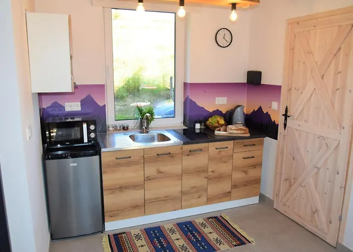 Osada Dzikie Wino Alloggio per agriturismo Budzow (Sucha)