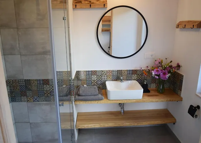 Osada Dzikie Wino Alloggio per agriturismo